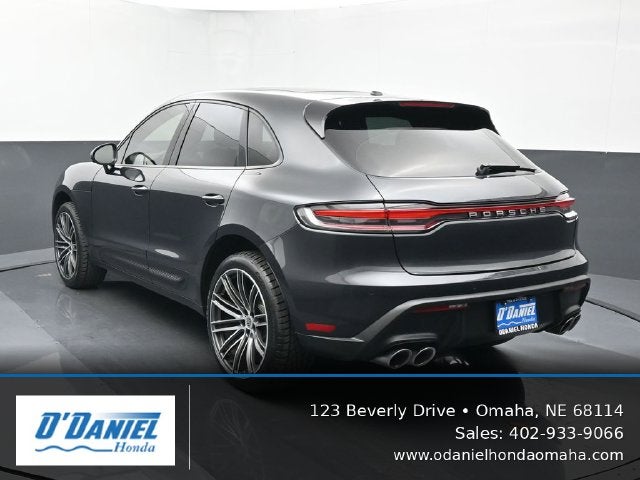 2023 Porsche Macan Base