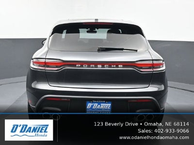 2023 Porsche Macan Base
