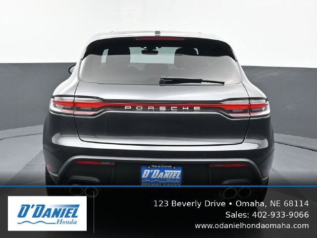 2023 Porsche Macan Base