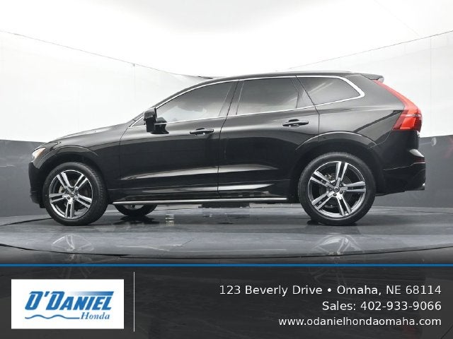 2021 Volvo XC60 T5 Momentum