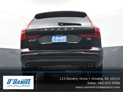 2021 Volvo XC60 T5 Momentum