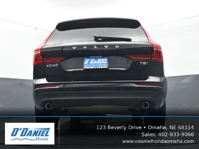 2021 Volvo XC60 T5 Momentum