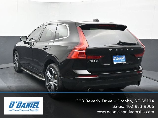 2021 Volvo XC60 T5 Momentum