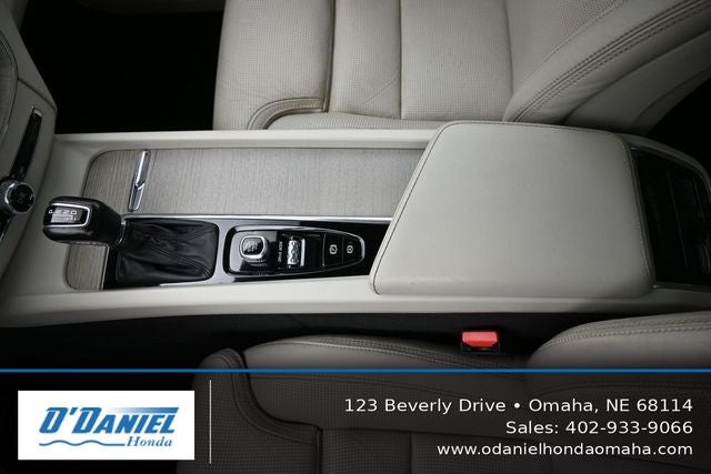 2018 Volvo XC60 T5 Inscription